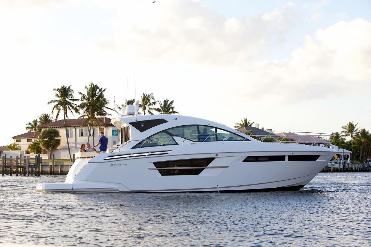 cruisers yachts 54 cantius