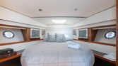 Camarote principal Tiara 44 Flybridge 2017